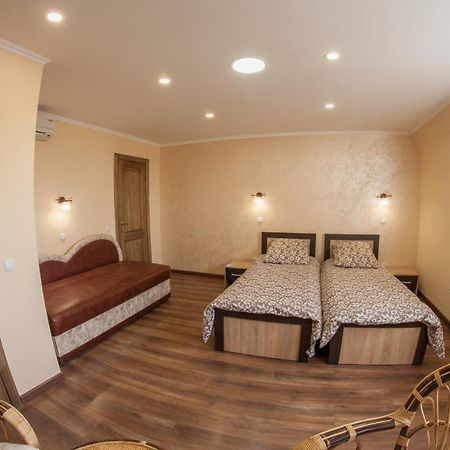 Panorama Apart-Hotel Kamyanets-Podilski Dış mekan fotoğraf