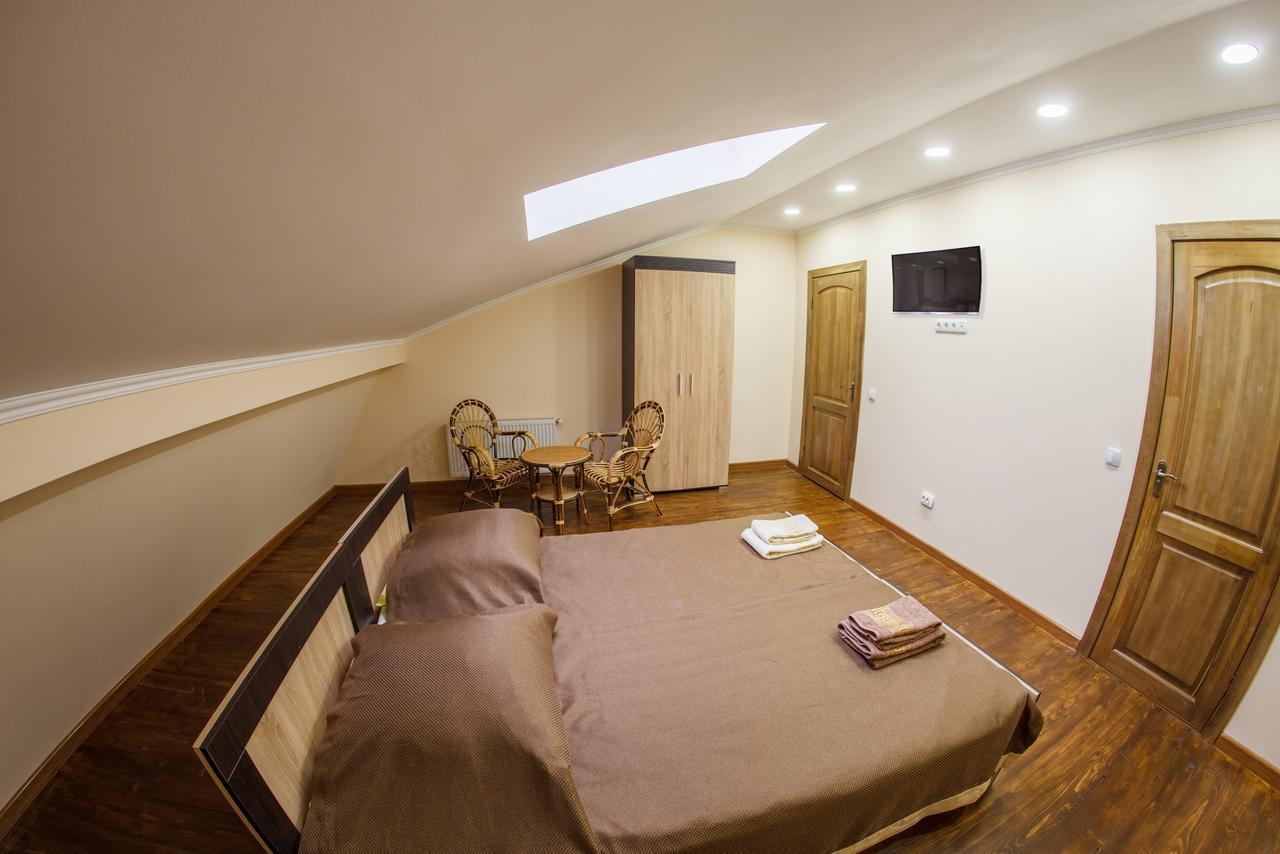 Panorama Apart-Hotel Kamyanets-Podilski Dış mekan fotoğraf