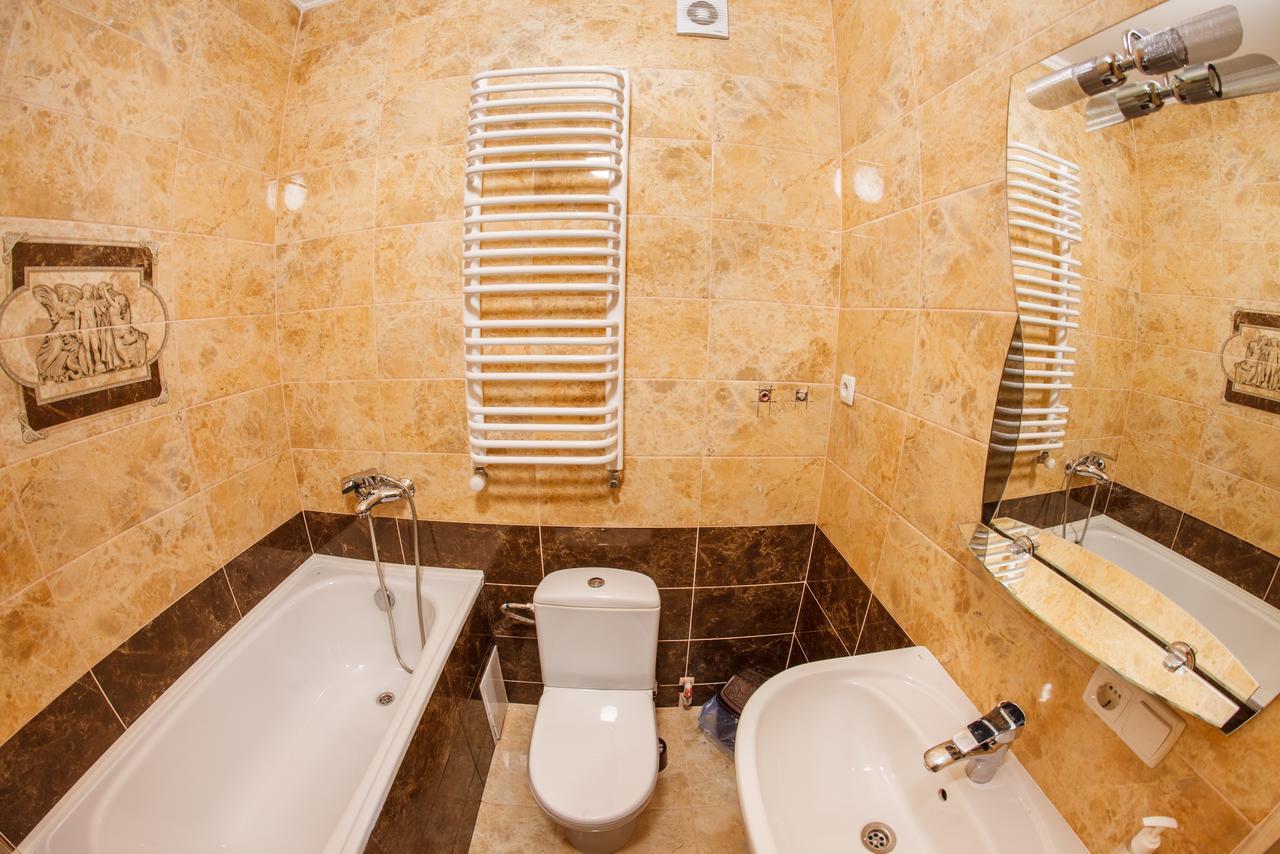 Panorama Apart-Hotel Kamyanets-Podilski Dış mekan fotoğraf