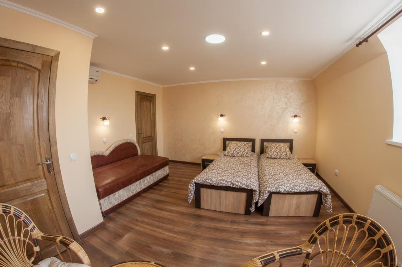 Panorama Apart-Hotel Kamyanets-Podilski Dış mekan fotoğraf