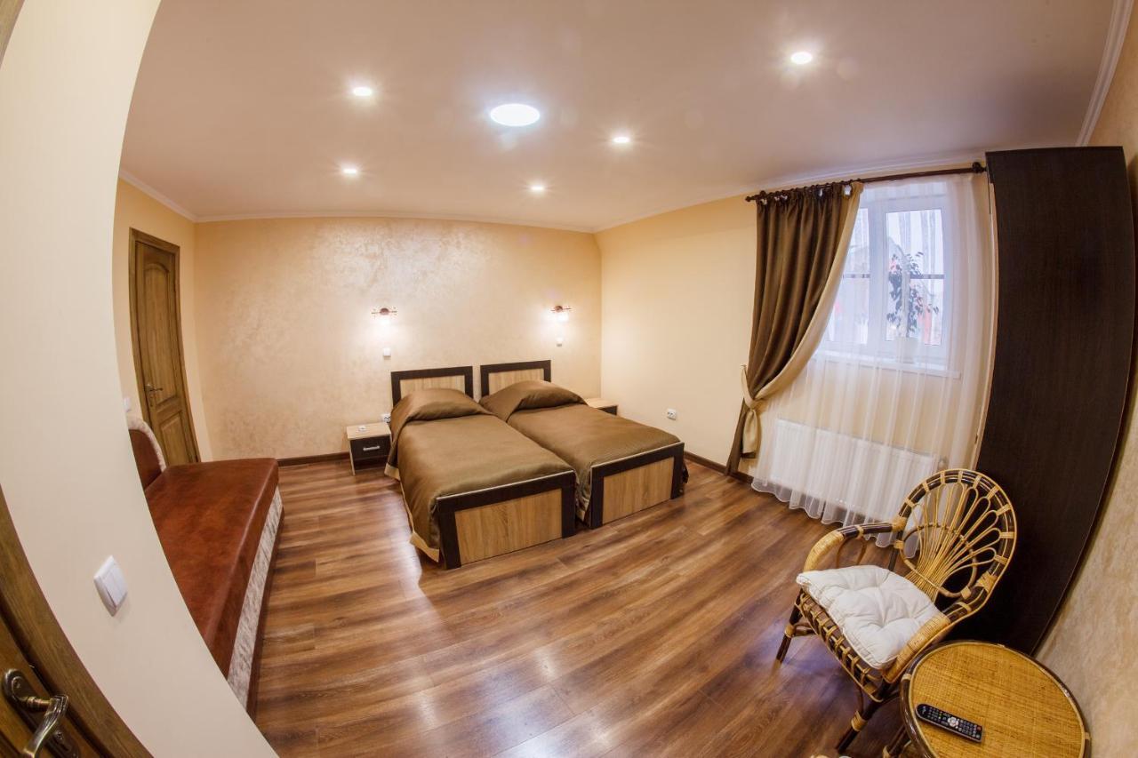 Panorama Apart-Hotel Kamyanets-Podilski Dış mekan fotoğraf